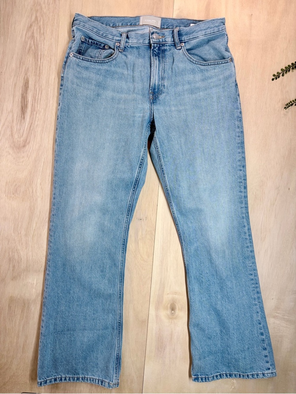 Everlane The Slouchy Bootcut Jean Light Indigo Size 30 Regular